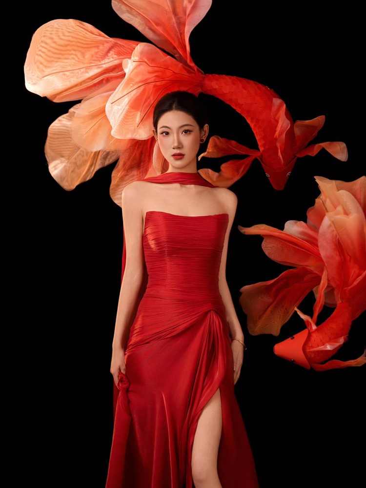 Ethnic Fashion Studio - Robe de style chinois rouge porte-bonheur