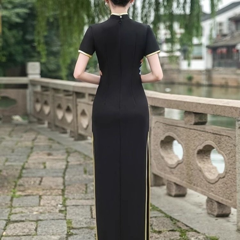 Femmes traditionnelles Vietnam - Ao Dai Vietnam Dress avis et prix